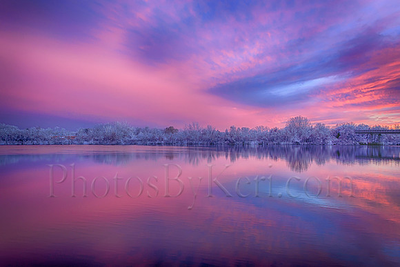 Exploding Colors On The Merrimack